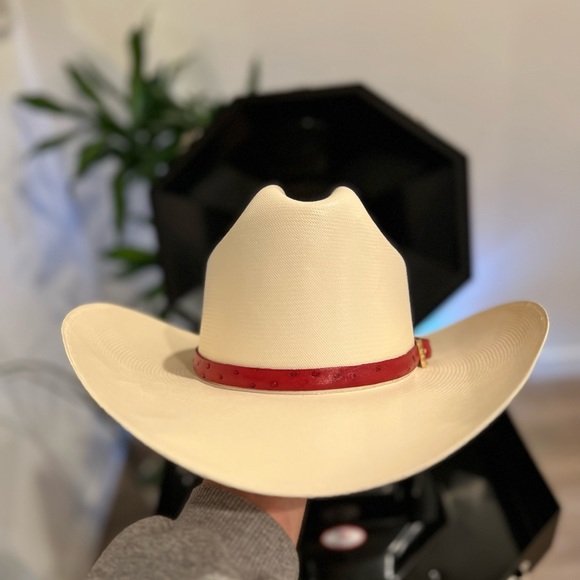 SOLD Limited Edition 10,000X White Diamond Western Cowboy Hat - Picture 2 of 8